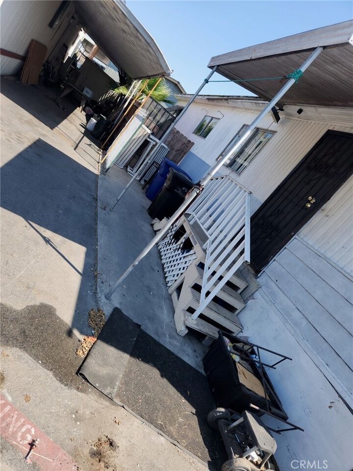 Property Photo:  6475 Atlantic Avenue 125  CA 90805 