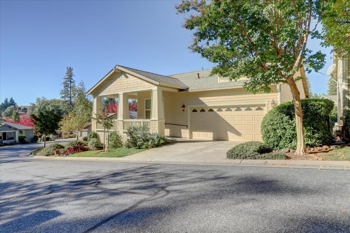 Property Photo: 215 Mallard Drive CA 95945