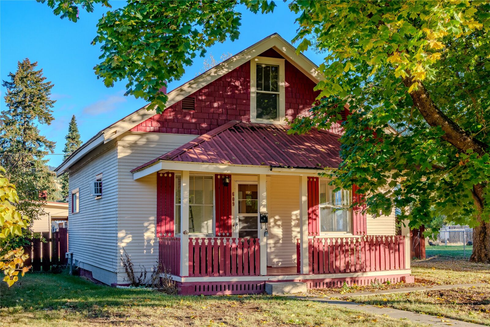 Property Photo:  609 Minnesota Avenue  MT 59923 