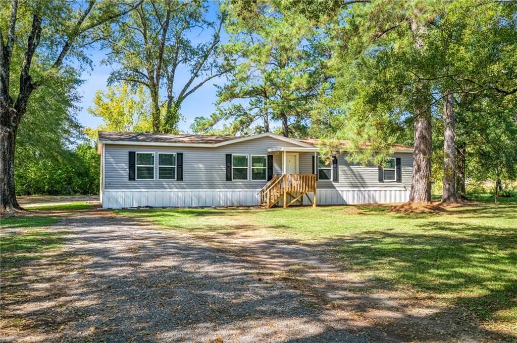 Property Photo: 45071 Gomez Road LA 70455
