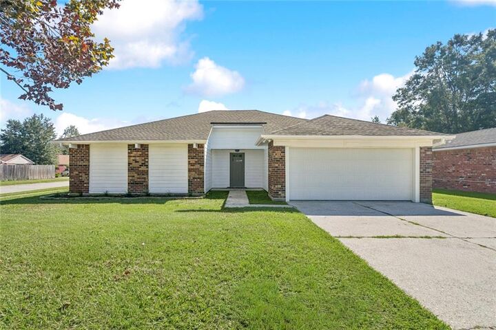 109 Meredith Drive  Slidell LA 70458 photo