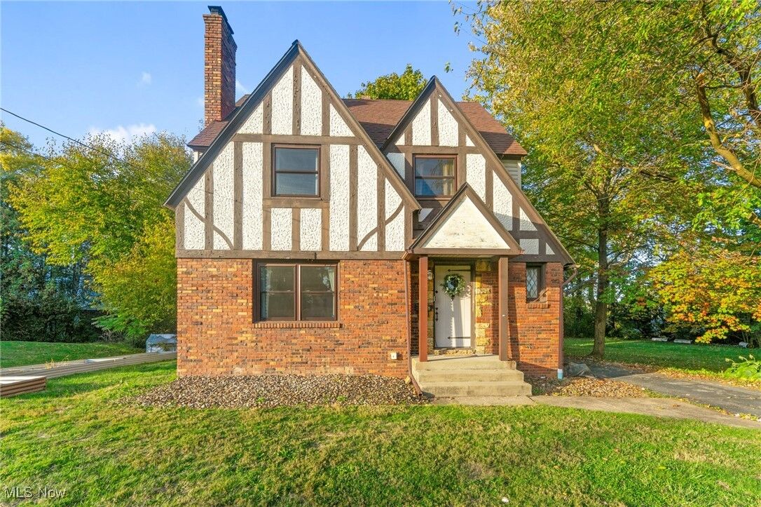 Property Photo:  26 Marlindale Avenue  OH 44512 