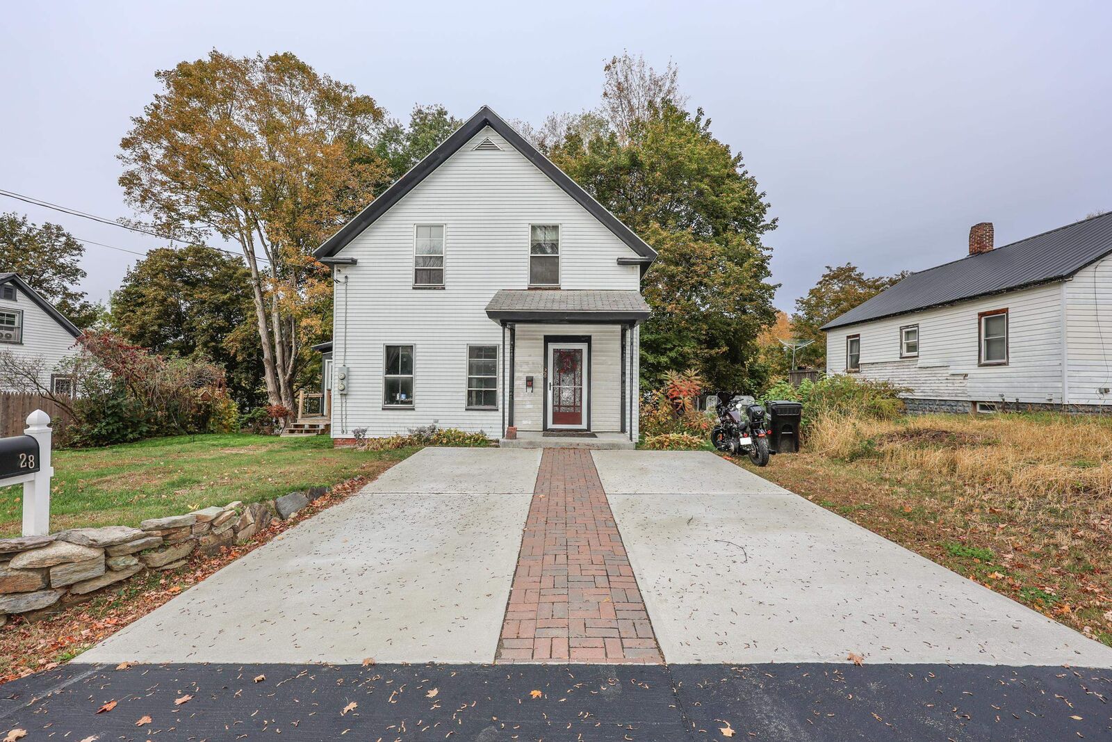 Property Photo:  28 Tutherly Avenue  NH 03743 