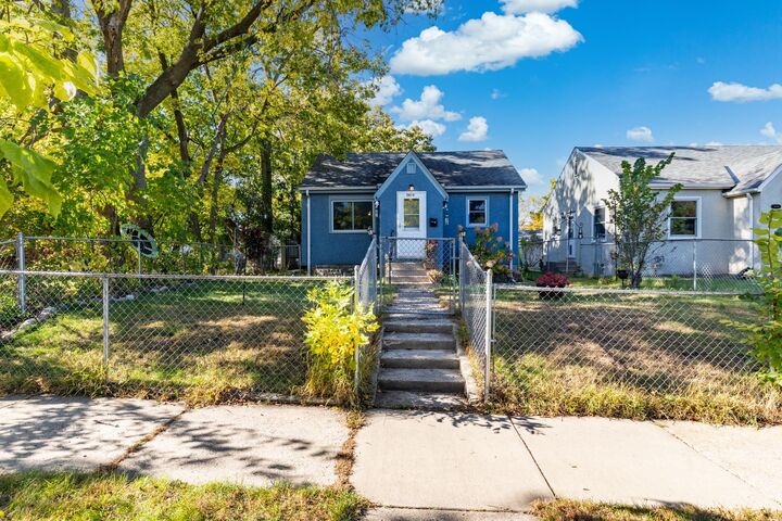 Property Photo: 5612 44th Avenue S MN 55417