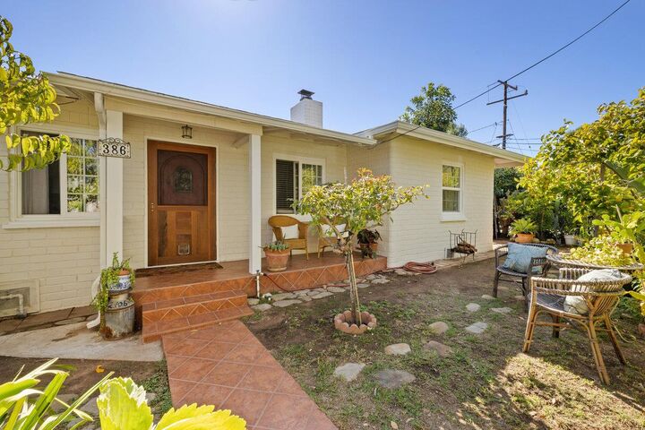 Property Photo:  386 Larmier  CA 93022