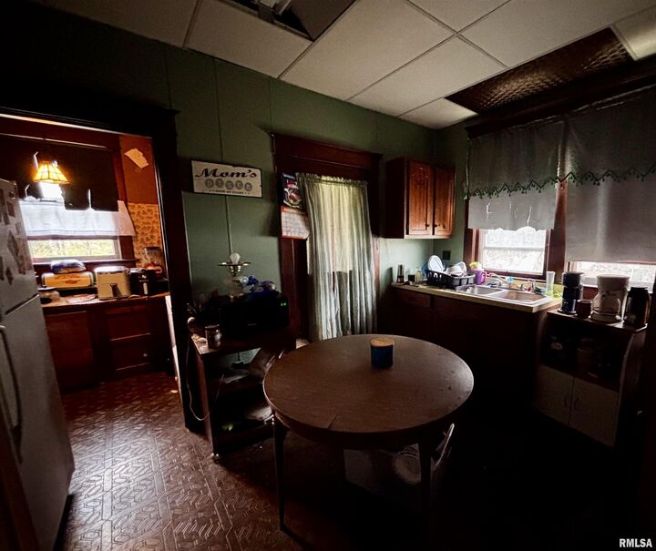 Property Photo: 144 Sumner Street IL 61401