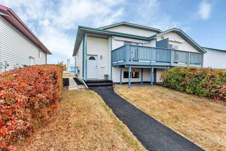 89 Silver Drive  Blackfalds AB T0M 0J0 photo