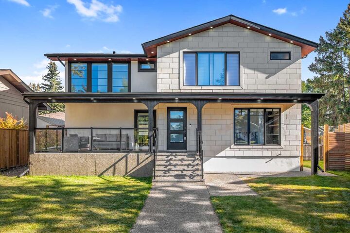 4239 Vauxhall Crescent NW  Calgary AB T3A 0X8 photo