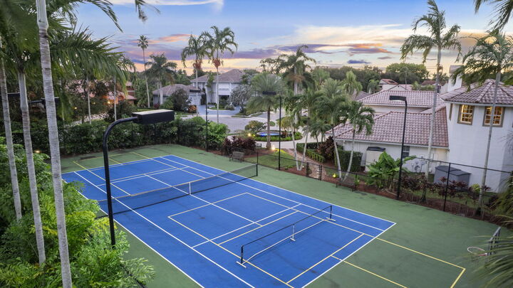 Property Photo:  7281 Sidonia Court  FL 33433