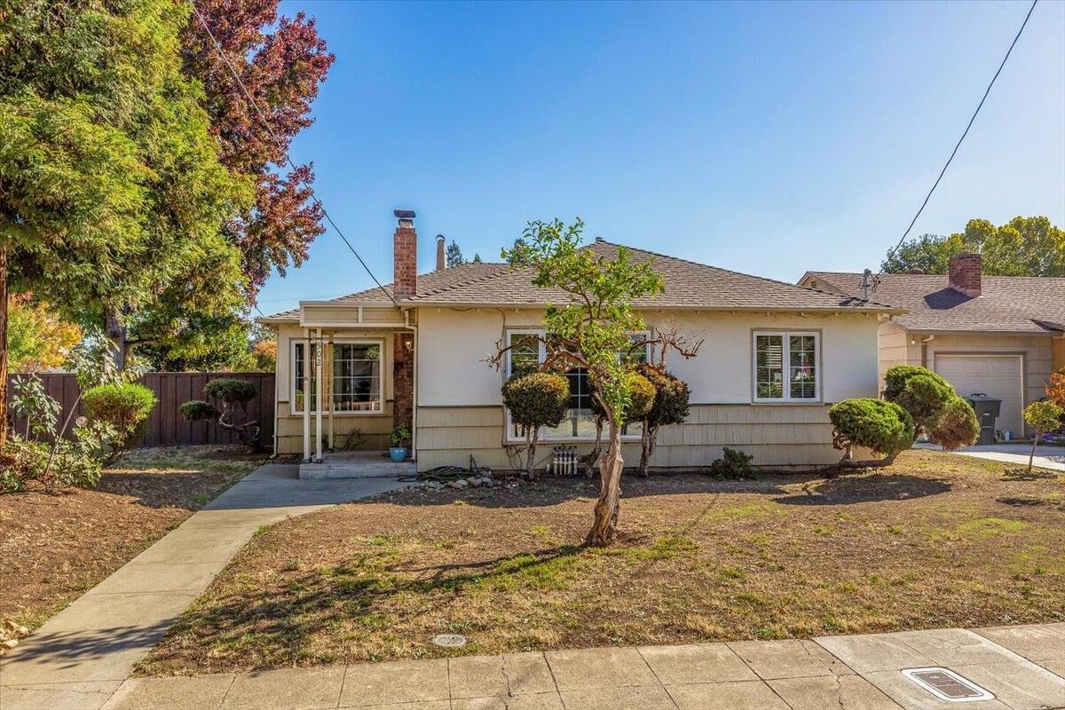 Property Photo: 502 Macarthur Avenue CA 95128