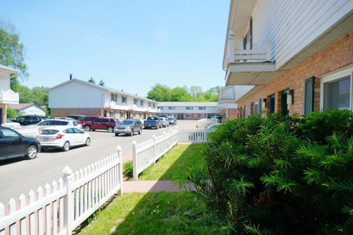 Property Photo: 1203 Macarthur Road WI 53714