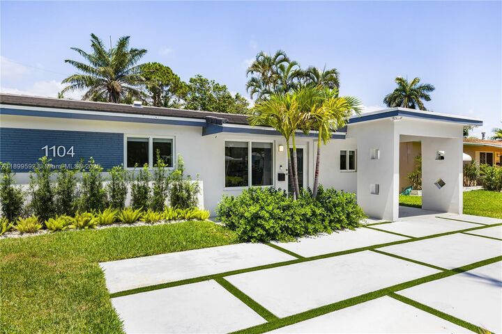 1104 N 13th Ter  Hollywood FL 33019 photo