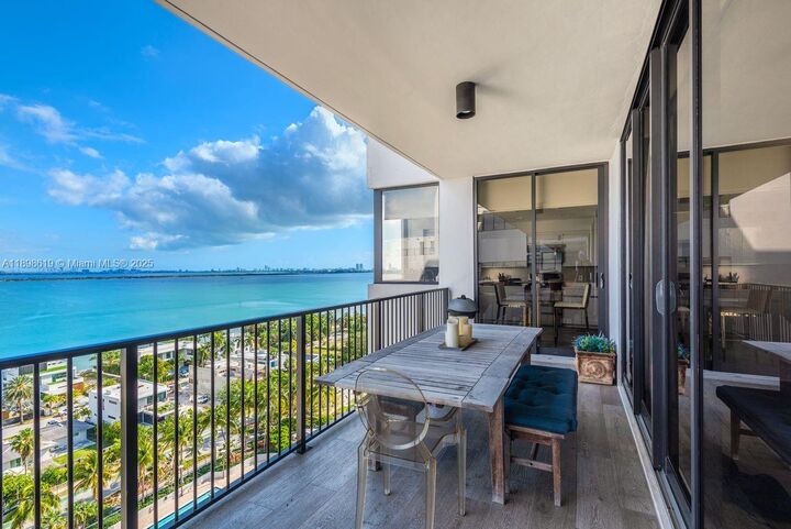 Property Photo: 1000 Venetian Way 1403 FL 33139