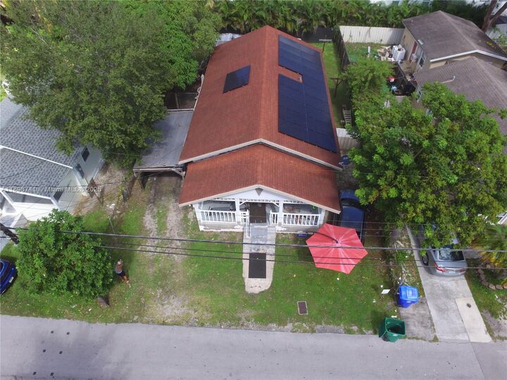 Property Photo: 3759 Florida Ave FL 33133