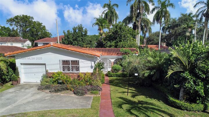 2711 Red Rd  Coral Gables FL 33155 photo
