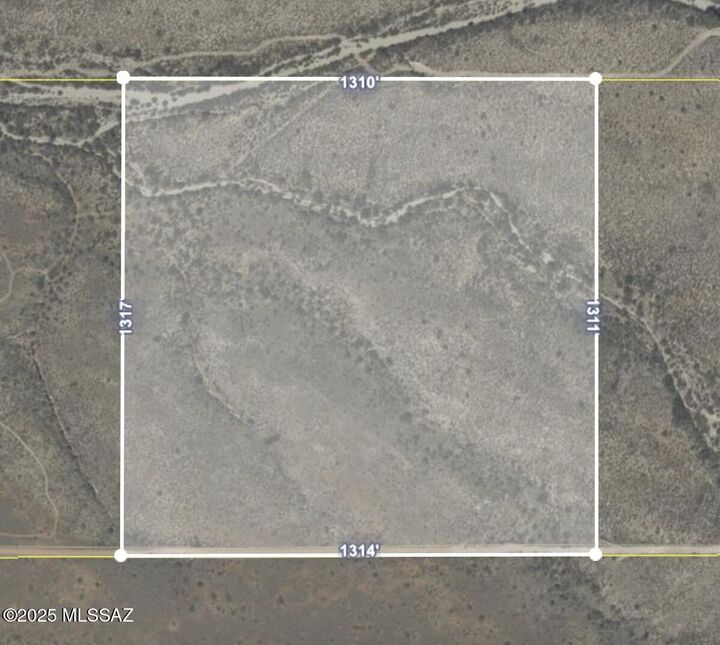 Property Photo: Lot 175 E Desert Winds Road AZ 85630