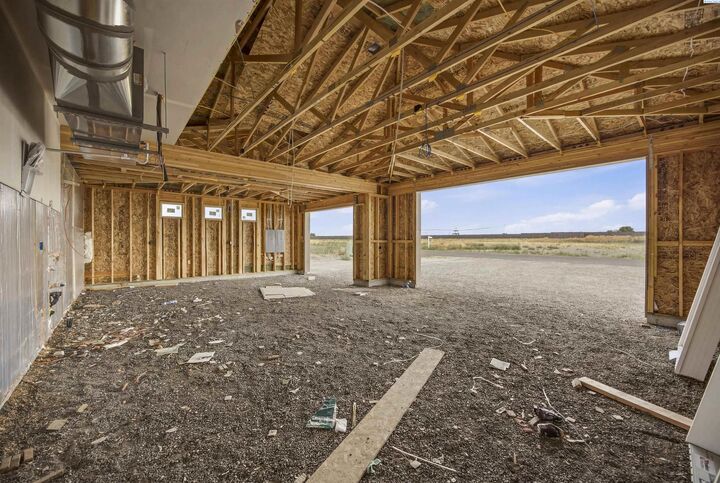 Property Photo:  8402 Axil Lane  WA 99301 
