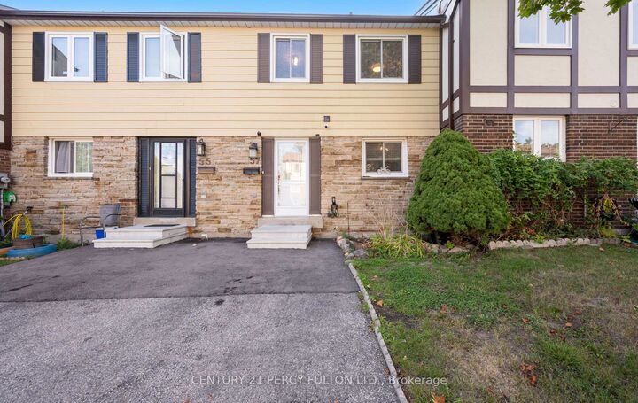 Property Photo:  57 Golden Appleway N/A 111  ON M3A 3P2 