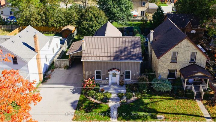 Property Photo:  173 5th Avenue SW  ON N0G 1L0 