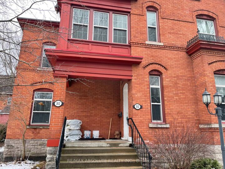 Photo de la propriété:  312 Daly Avenue  ON K1N 6G7
