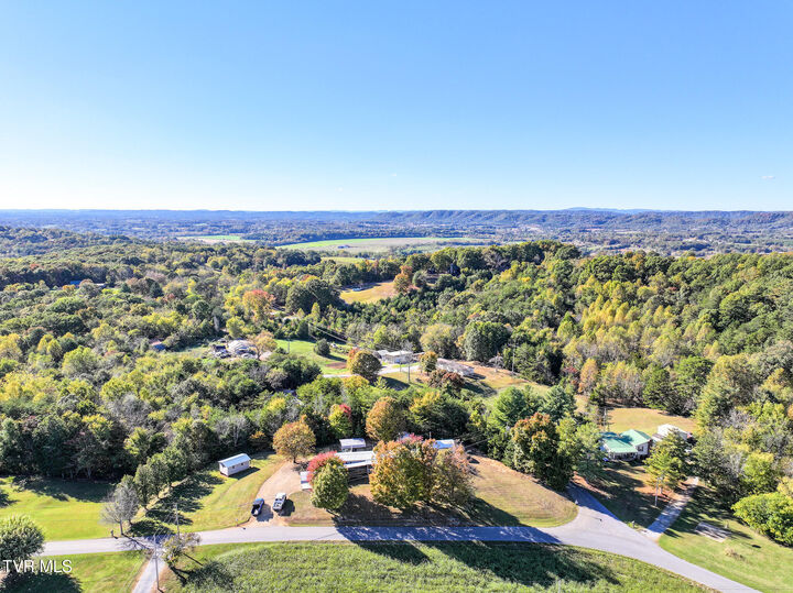 Property Photo: 885 Anderson Loop TN 37743