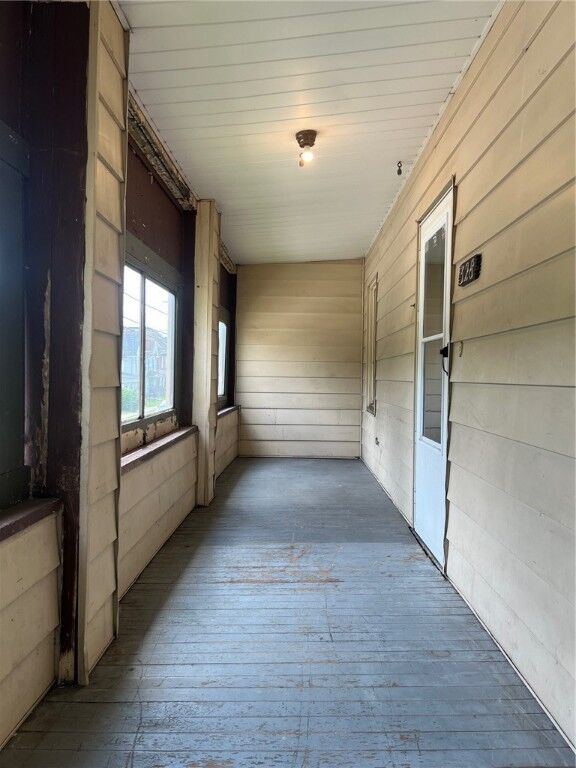 Property Photo:  328 W New Castle  PA 16001 