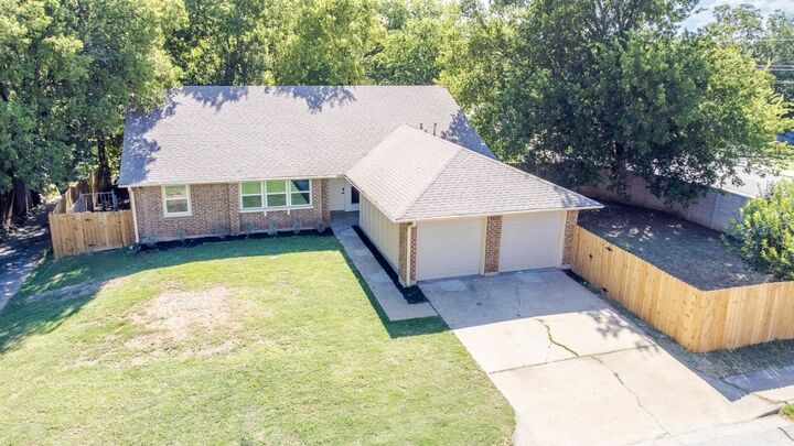 Property Photo:  1800 Nicole Circle A &Amp B  TX 78664 