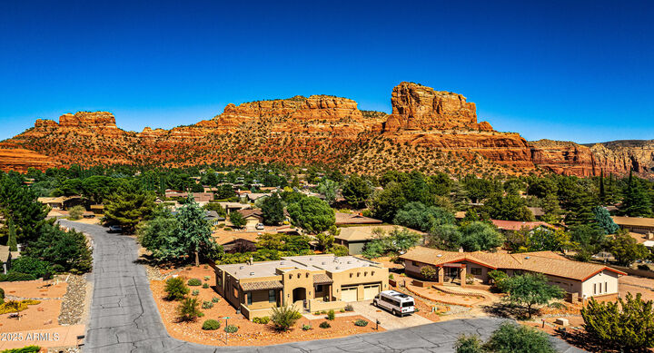 Property Photo:  205 Oakcreek Drive  AZ 86351 