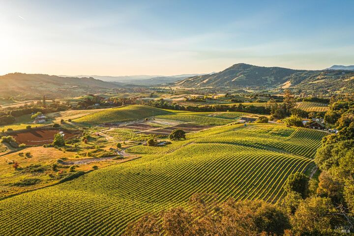 Property Photo: 5561 Sonoma Mountain Road CA 95404