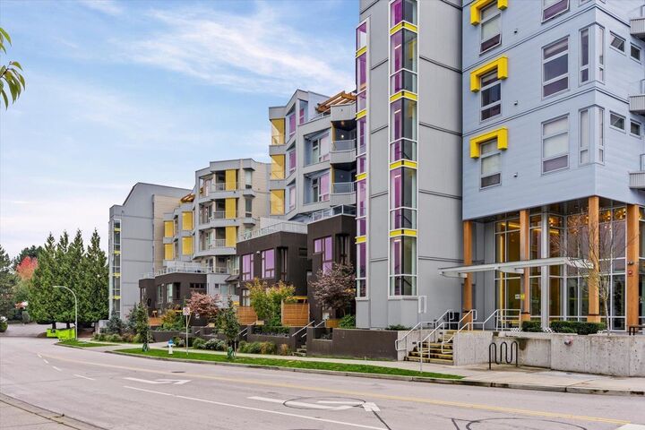 Property Photo:  32838 Landeau Place 401  BC V2S 0M6 