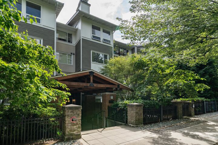 Property Photo:  6888 Southpoint Drive 415  BC V3N 5E3