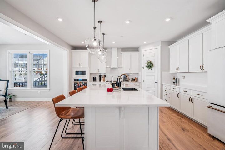 Property Photo:  2704 Grasshopper Drive  MD 21113 