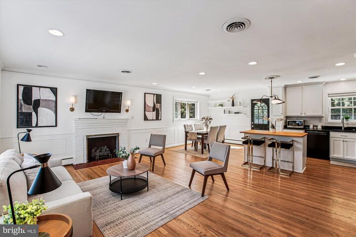 Property Photo: 6414 16th Street VA 22307