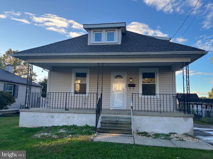 935 Galbraith Avenue  Upper Chichester PA 19061 photo