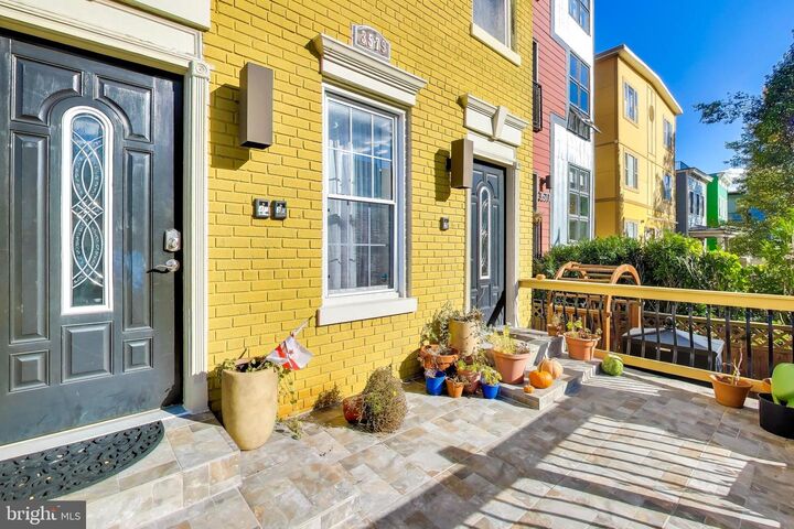 Property Photo: 3579 Warder Street NW 4 DC 20010