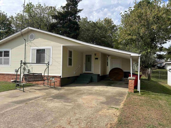 Property Photo: 701 N Moose Street AR 72110