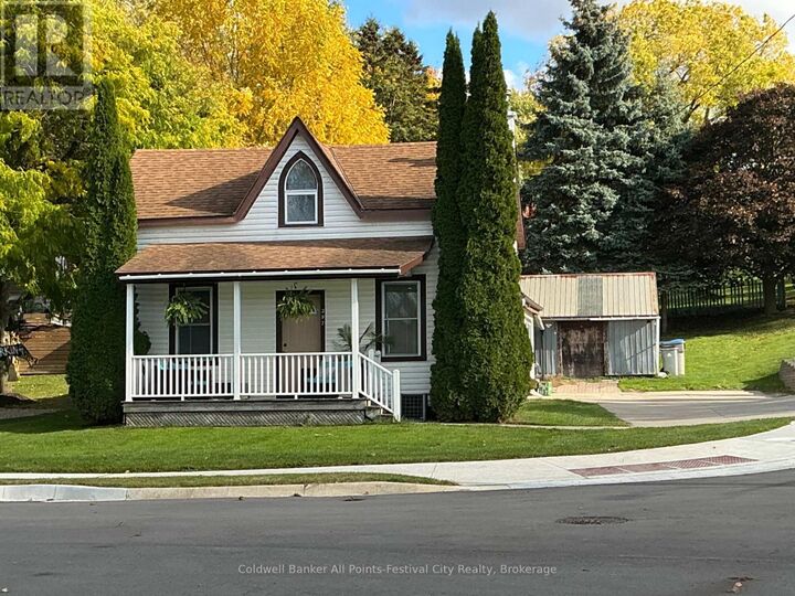 Property Photo: 297 Wellington Street South ON N4X 1C5