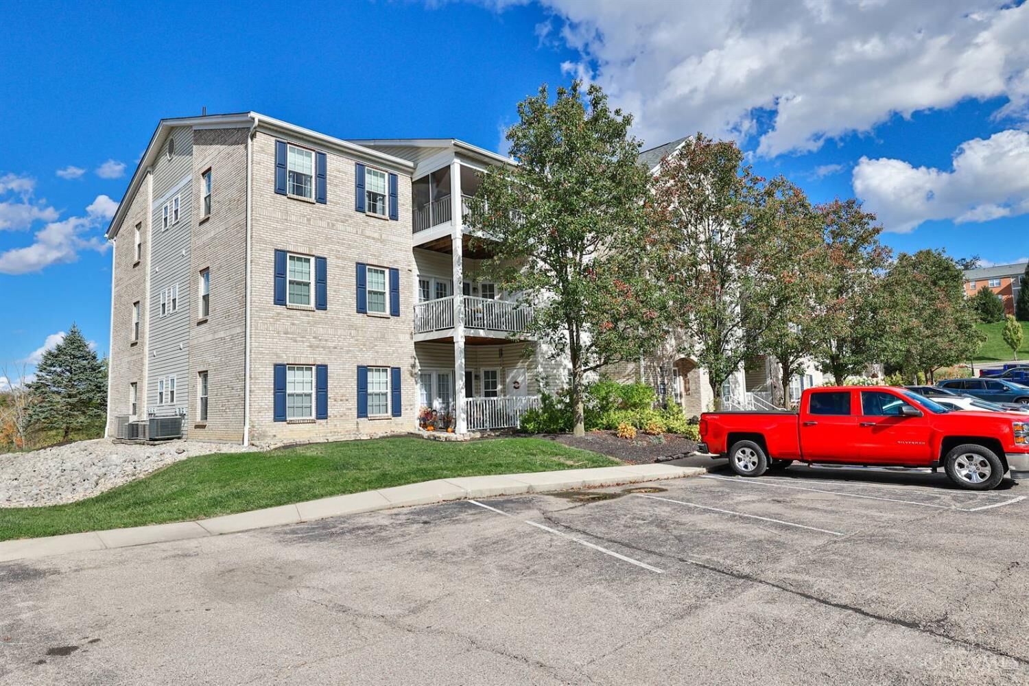 Property Photo:  5413 Michelles Oak  OH 45248