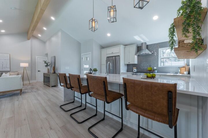 Property Photo: 3015 Welsford Road OH 43221