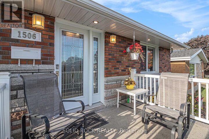 Property Photo: 1506 First Street East ON K6H 1R1