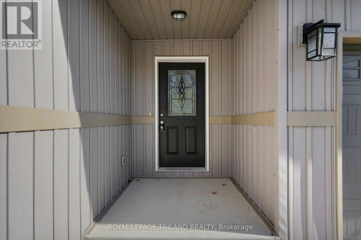Property Photo: 280 Peter Street South ON N0P 1C0
