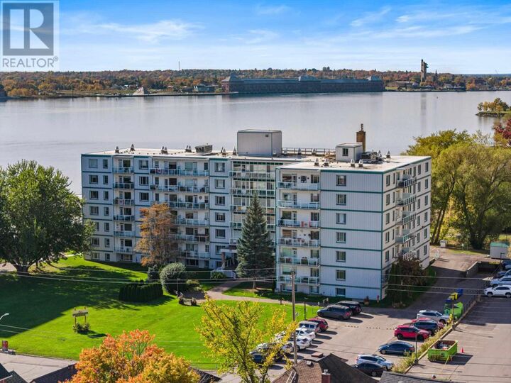 99 Pine St # 701  Sault Ste. Marie ON P6A 3Y3 photo