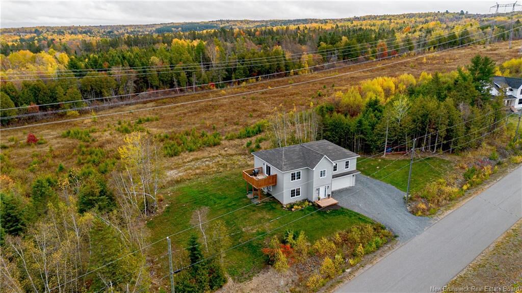 Photo de la propriété:  23 Snowshoe Street  NB E3E 0E9