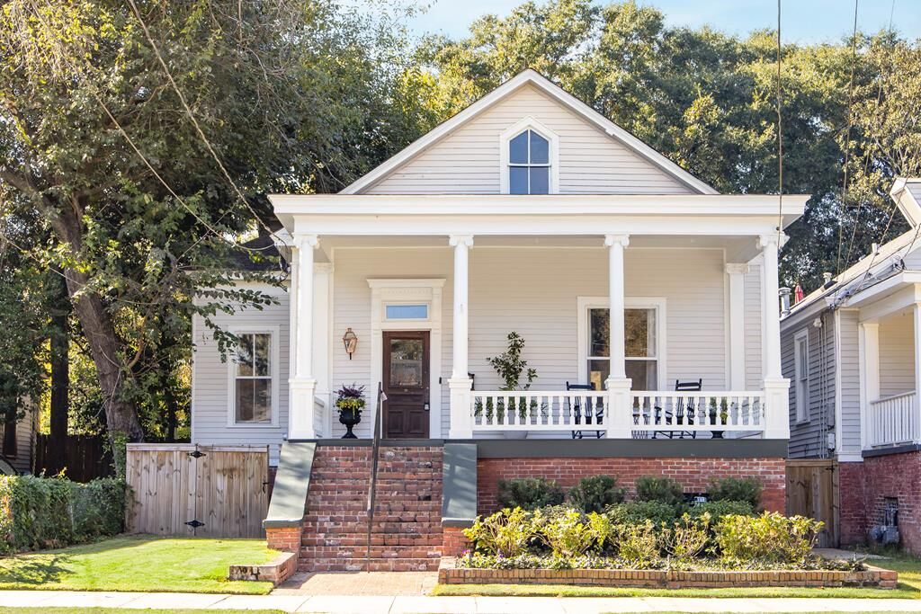 Property Photo: 715 1st Avenue GA 31901