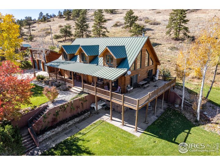Property Photo:  196 Mule Deer Dr  CO 80537 