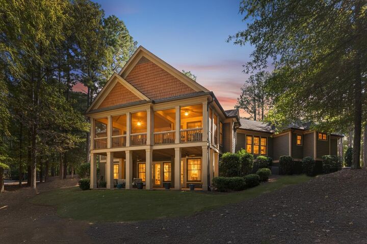 Property Photo: 1010 Anchor Bay Point GA 30642
