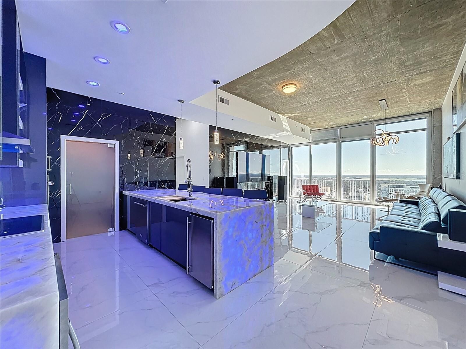 Property Photo: 155 S Court Avenue Penthouse (2905) FL 32801