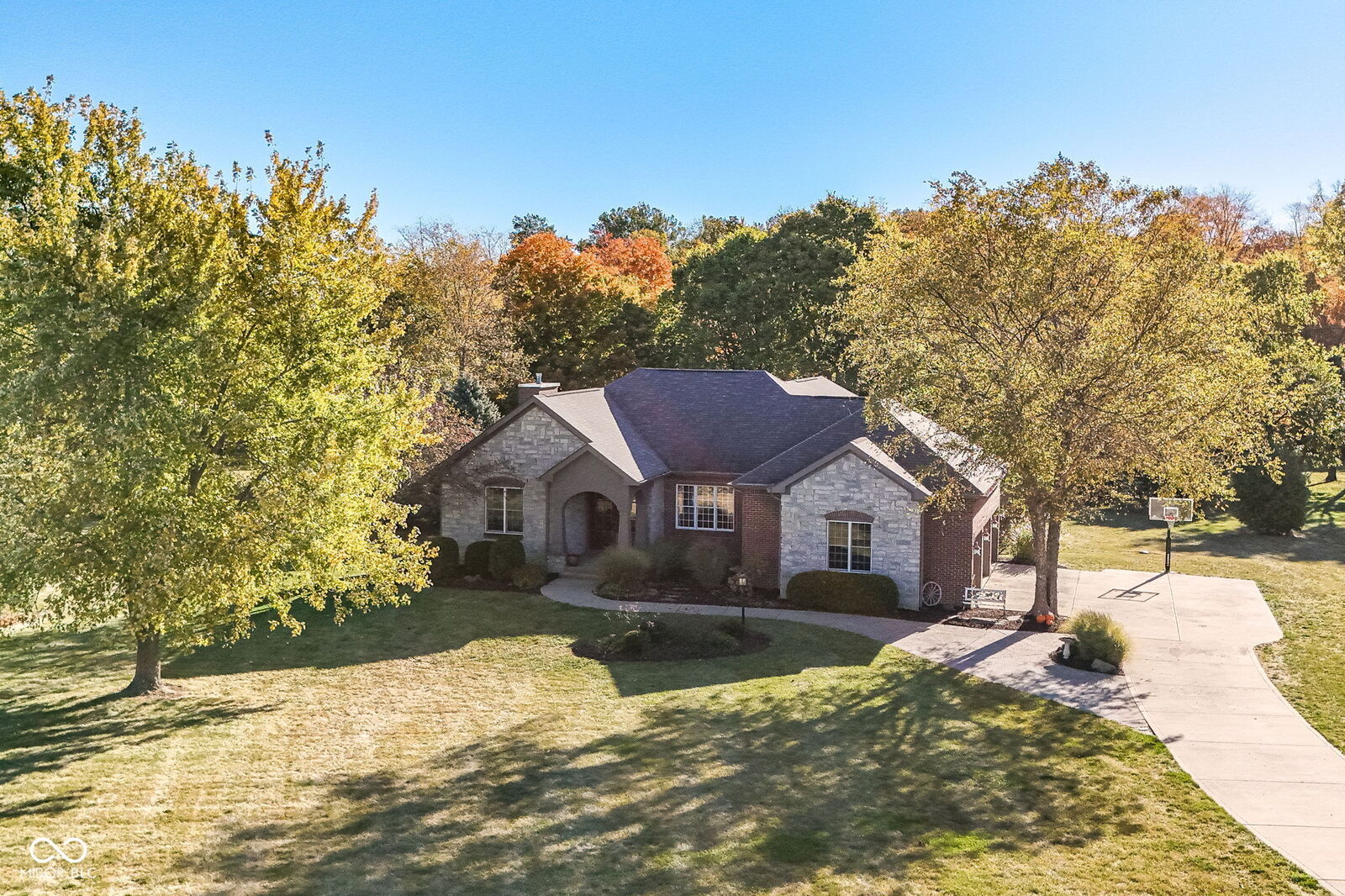 Property Photo: 1055 Bear Cub Drive IN 46034