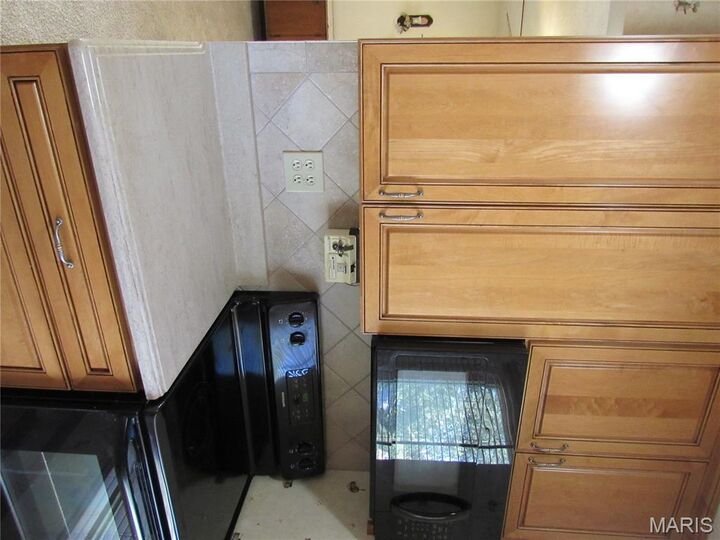Property Photo:  23452 Apple Tree Lane  IL 62028