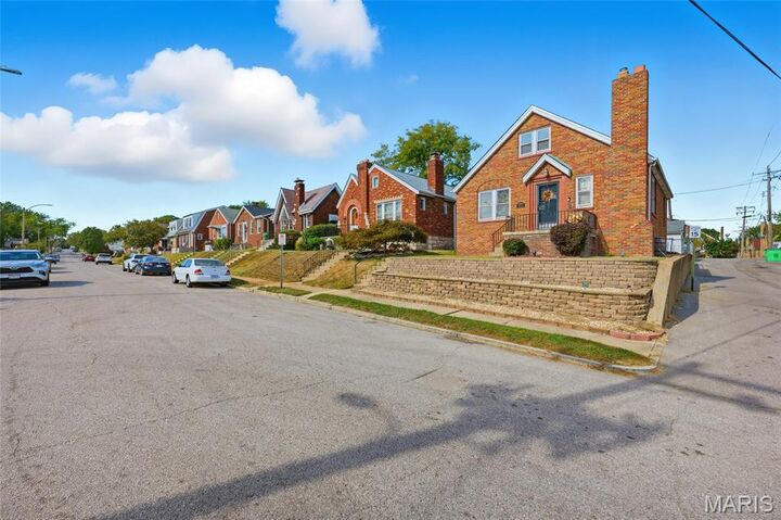 Property Photo: 6517 Tholozan Avenue MO 63109